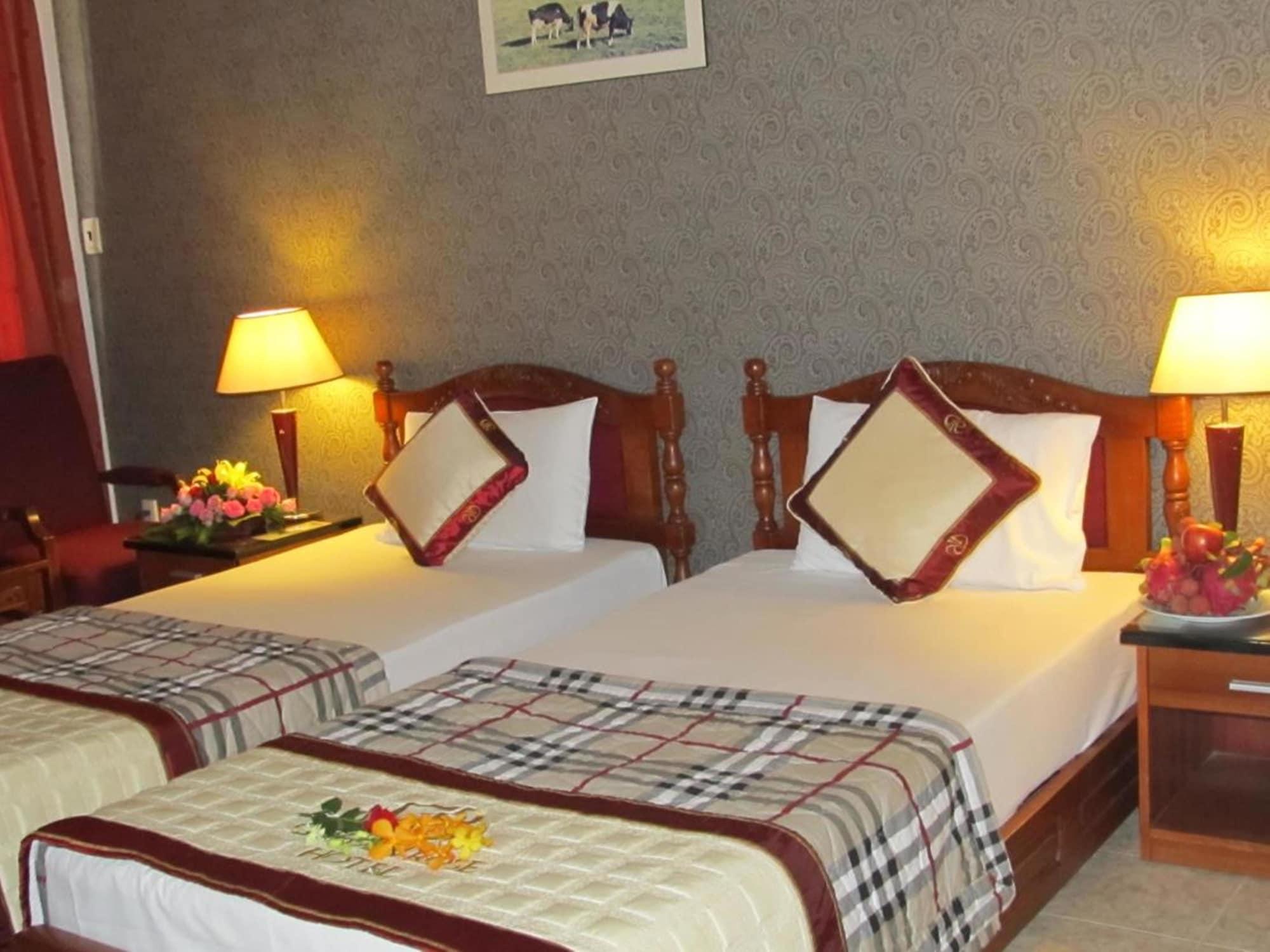 Hotel Khach San Trung Mai à Hô Chi Minh-Ville Extérieur photo