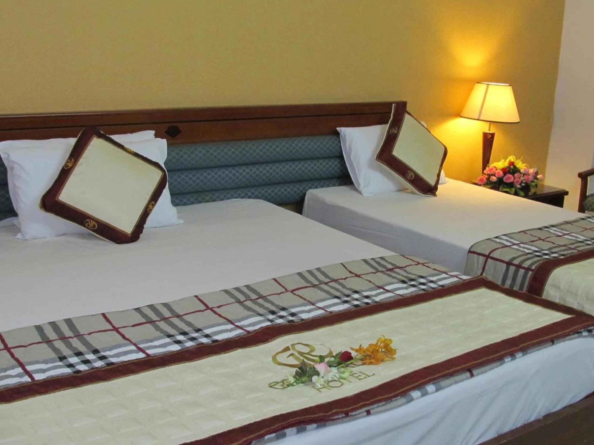 Hotel Khach San Trung Mai à Hô Chi Minh-Ville Extérieur photo