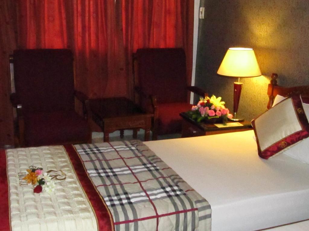 Hotel Khach San Trung Mai à Hô Chi Minh-Ville Extérieur photo