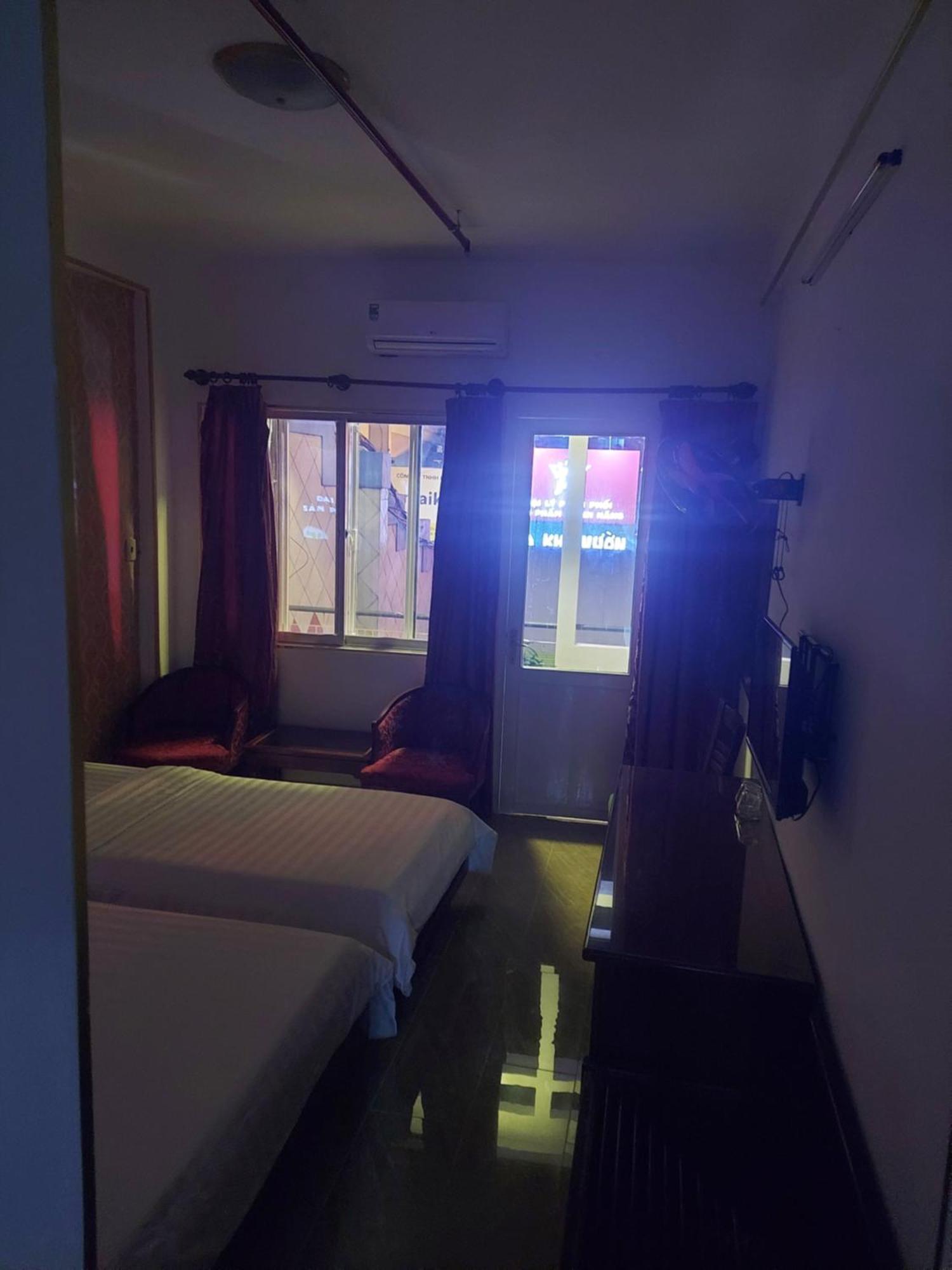 Hotel Khach San Trung Mai à Hô Chi Minh-Ville Extérieur photo