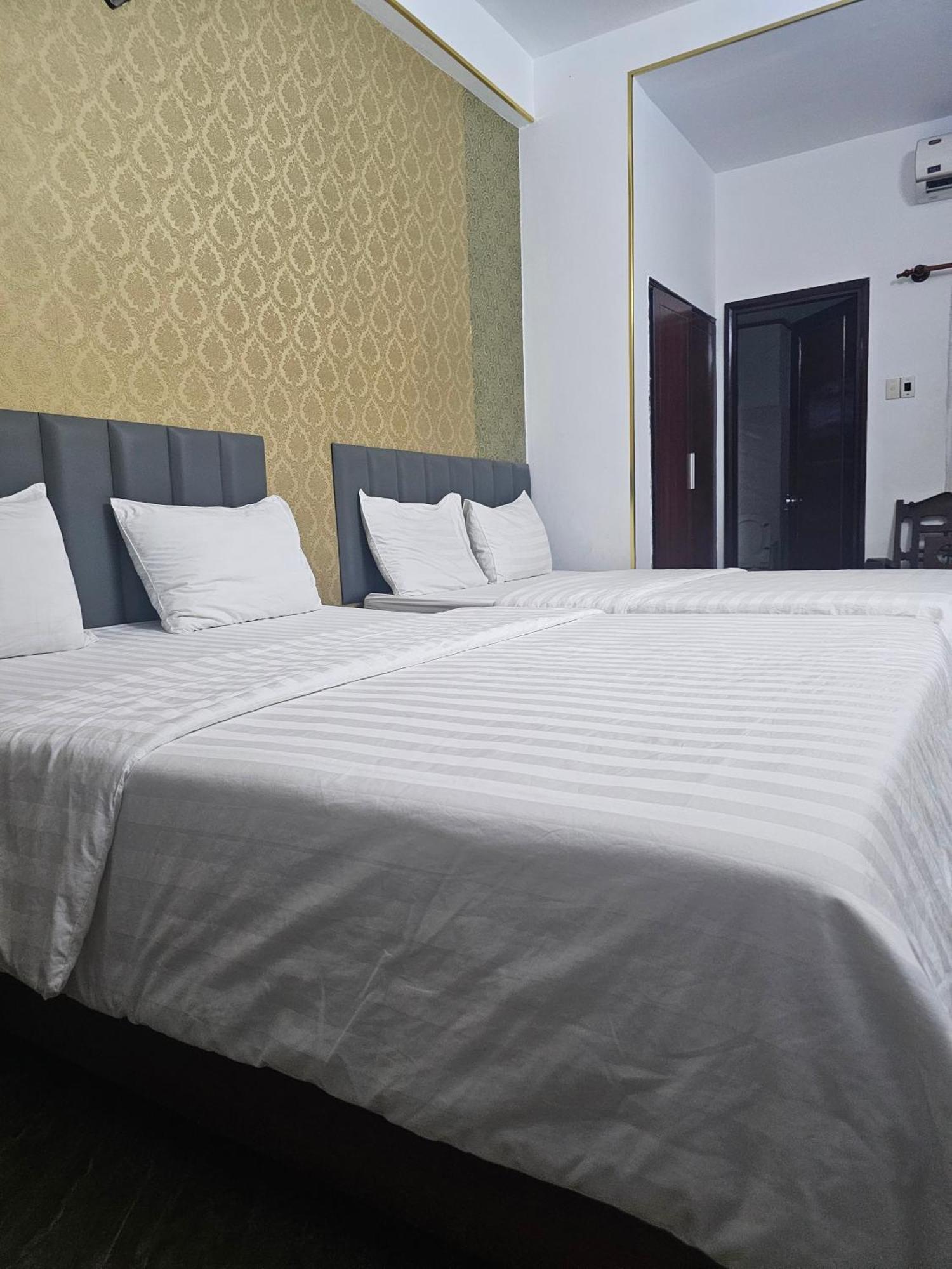 Hotel Khach San Trung Mai à Hô Chi Minh-Ville Extérieur photo