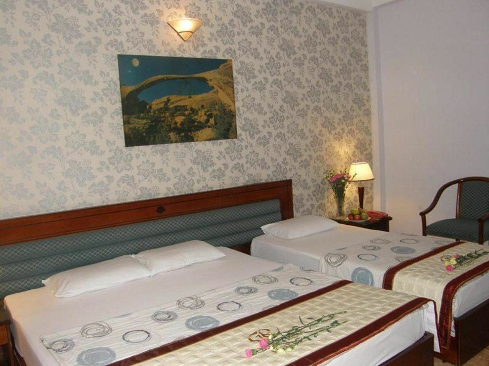 Hotel Khach San Trung Mai à Hô Chi Minh-Ville Extérieur photo